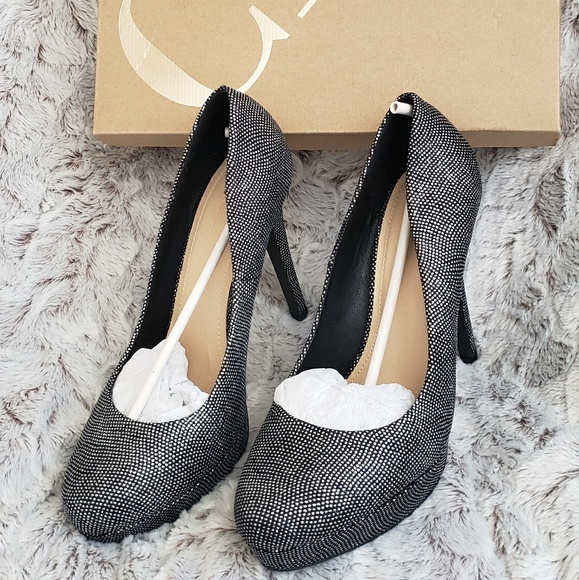 ⛔️Gone to Goodwill!⛔️ NWT CR Heels - Picture 2 of 5